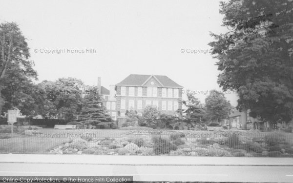 Photo of Kettering, The Town Hall And Gardens c.1965