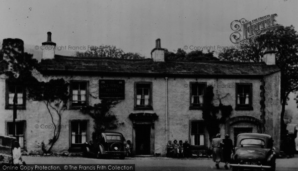 Photo of Kettlewell, Race Horses Hotel c.1950