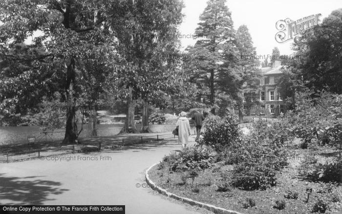 Photo of Kew, Gardens c.1960