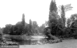 Gardens, The Lake 1899, Kew