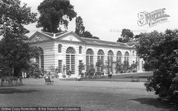 Photo of Kew, Gardens, The Orangery c.1960