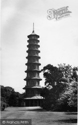 Gardens, The Pagoda c.1960, Kew