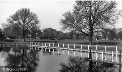 Green, The Pond c.1960, Kew