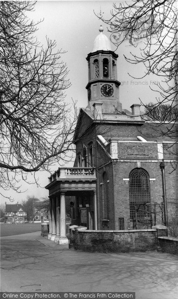 Photo of Kew, St Anne's Church c.1965