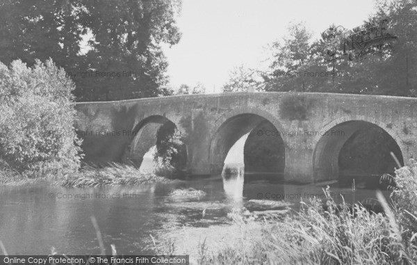 Photo of Keynsham, Old County Bridge c.1955