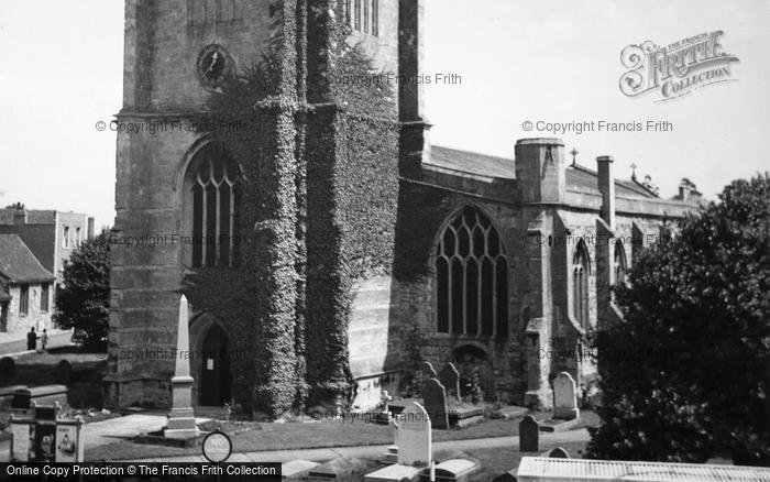 Photo of Keynsham, Parish Church c.1950