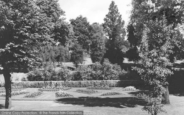 Photo of Kidderminster, Brinton Park c.1960