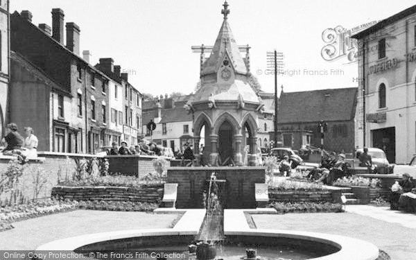 Photo of Kidderminster, Coronation Gardens c.1960