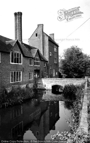 Photo of Kidderminster, Harvington Hall c.1960