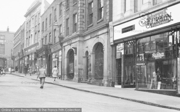 Photo of Kidderminster, High Street Stores c.1950