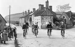 Kidderminster Cycling Club, Worcester Road, Hoobrook 1889, Kidderminster