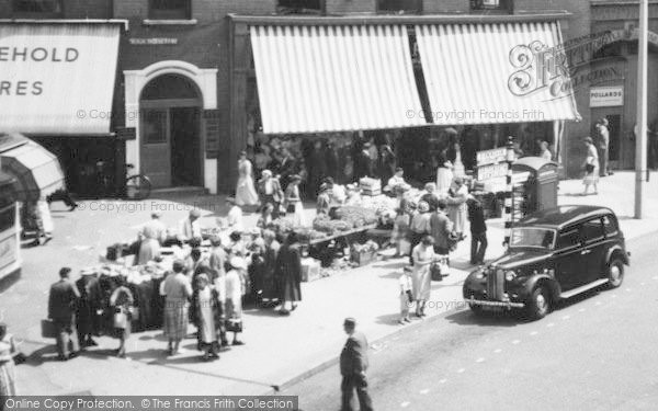 Photo of Kidderminster, Oxford Street, Market Stalls c.1957