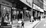 Shopping On Vicar Street c.1970, Kidderminster