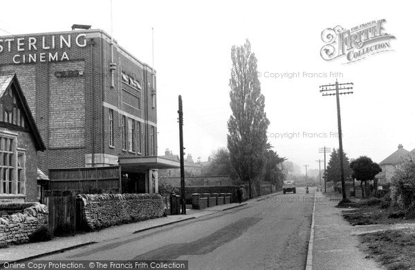 Photo of Kidlington, High Street and Sterling Cinema c1950
