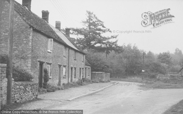 Photo of Kidlington, Mill Street c.1955