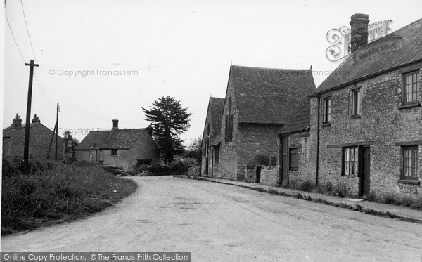 Photo of Kidlington, School Road c.1955
