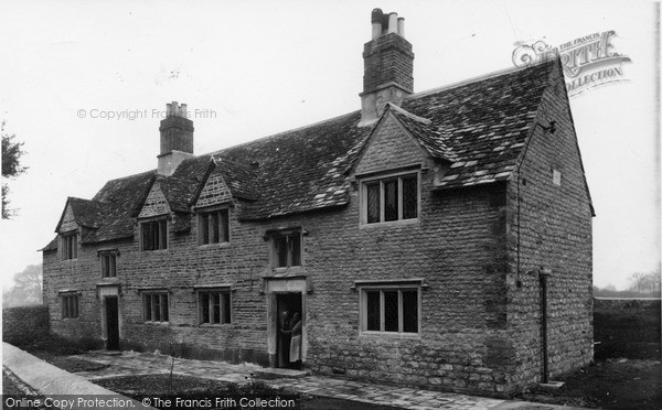 Photo of Kidlington, The Almshouses c.1955