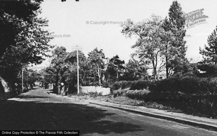 Photo of Kidwelly, Carmarthen Road c.1960