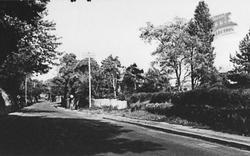 Carmarthen Road c.1960, Kidwelly
