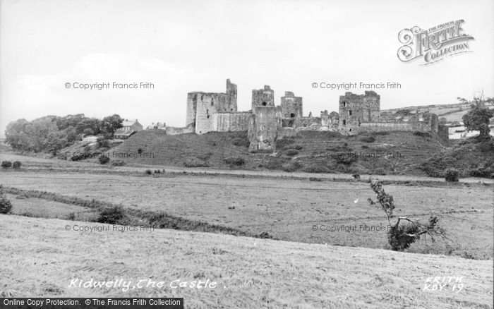 Photo of Kidwelly, The Castle c.1955