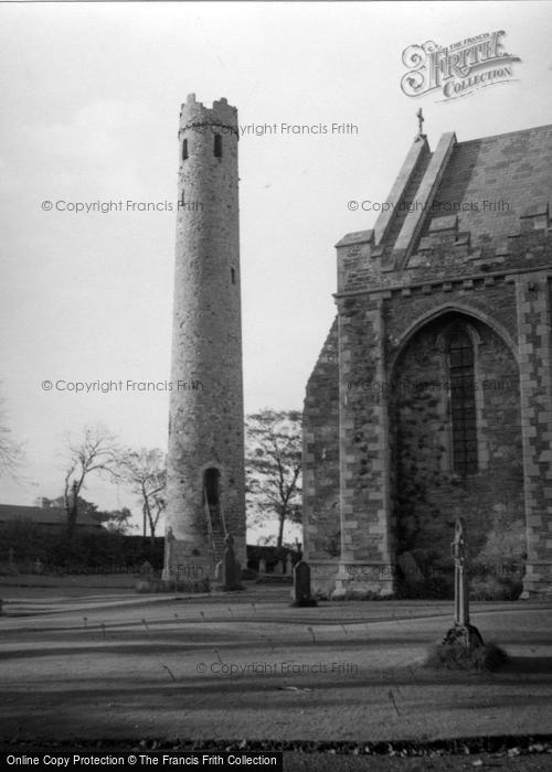 Photo of Kildare, Round Tower 1957