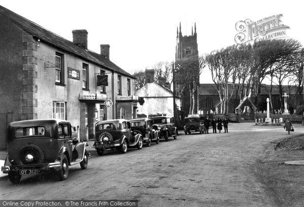Photo of Kilkhampton, London Inn And Church c.1933