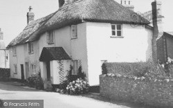 Heron Cottage c.1960, Kilmington