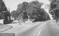 Memorial And Honiton Road c.1960, Kilmington