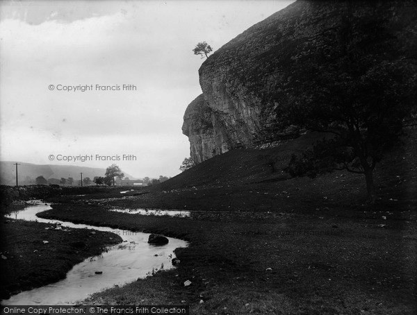Photo of Kilnsey, The Crag 1926