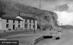 The Crag c.1955, Kilnsey