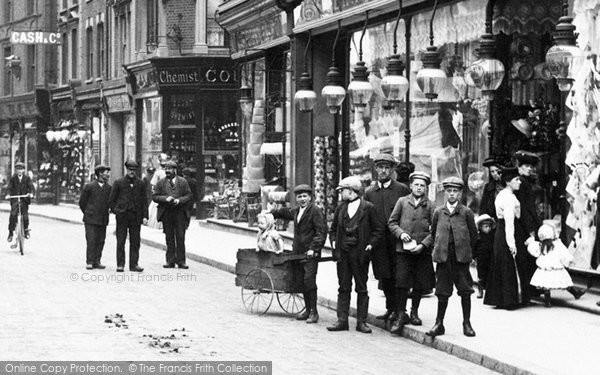 Photo of King's Lynn, Children In The High Street 1908