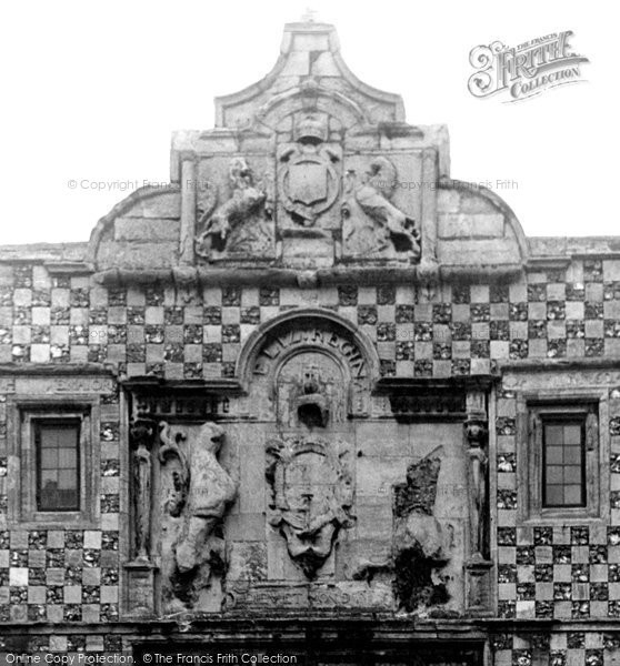 Photo of King's Lynn, Coat Of Arms On The Town Hall 1925