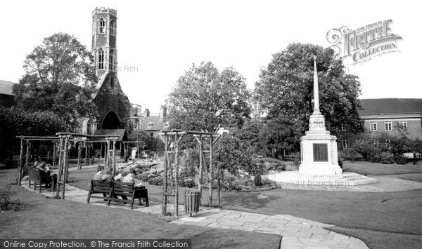 Photo of King's Lynn, Greyfriars Tower c.1965