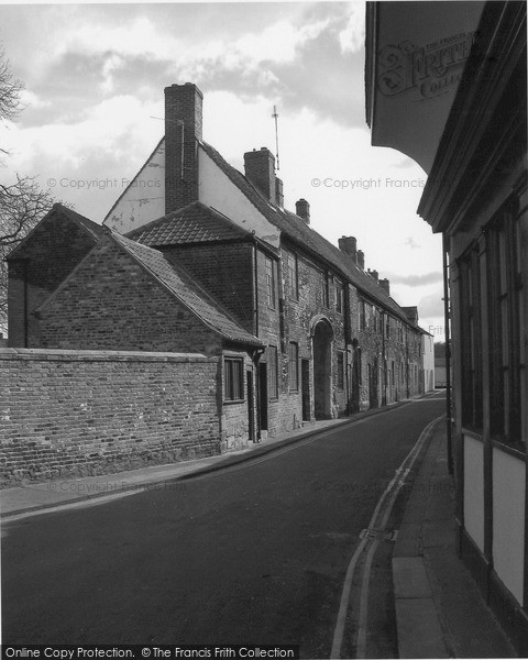 Photo of King's Lynn, Priory Lane 2004