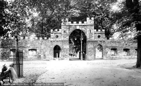 Photo of King's Lynn, Roman Arch 1921