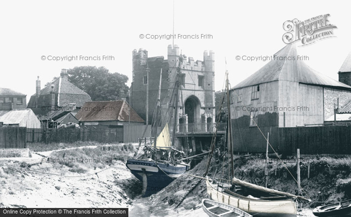 Photo of King's Lynn, South Gate 1891