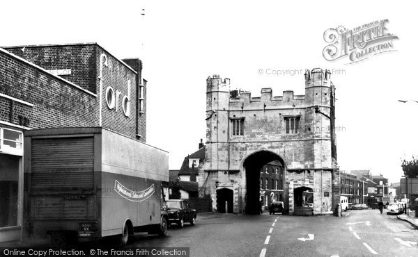 Photo of King's Lynn, South Gates c.1965