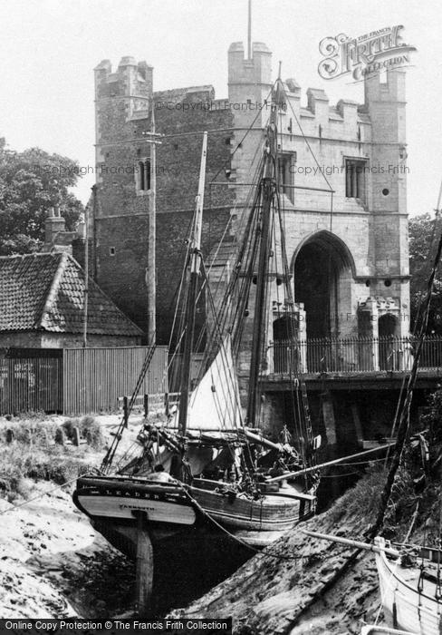 Photo of King's Lynn, The Creek And South Gate 1891