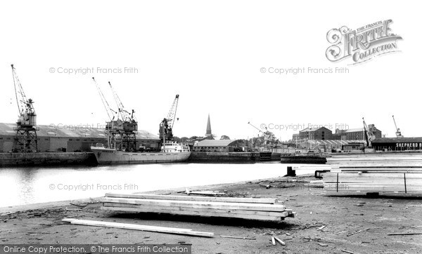 Photo of King's Lynn, The Docks c.1965