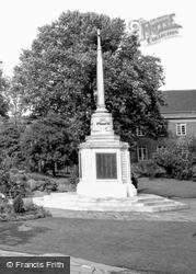 The Memorial c.1965, King's Lynn