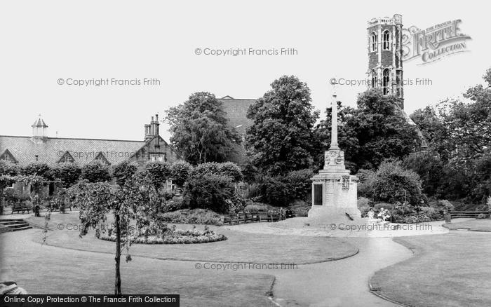 Photo of King's Lynn, Tower Gardens c.1960