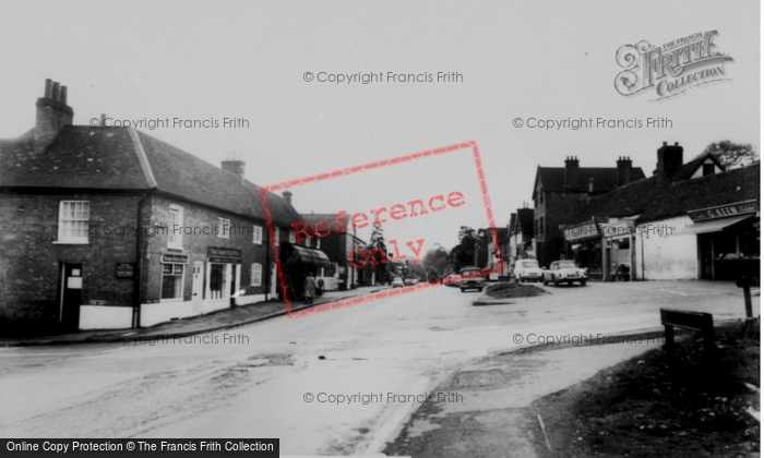Photo of Kings Langley, High Street c.1965