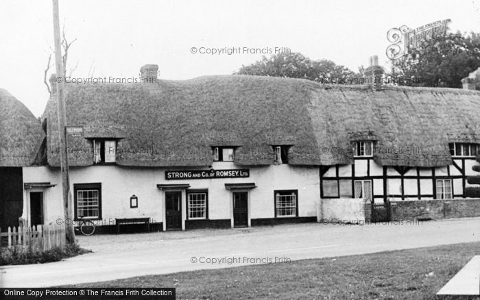 Photo of Kings Somborne, The Crown Inn c.1955