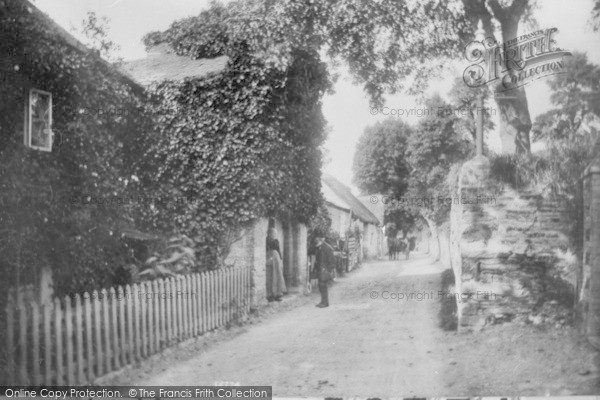 Photo of Kingsbridge, Old Mill House 1907