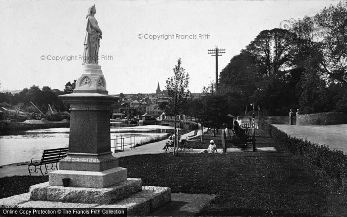 Photo of Kingsbridge, Promenade And War Memorial 1924