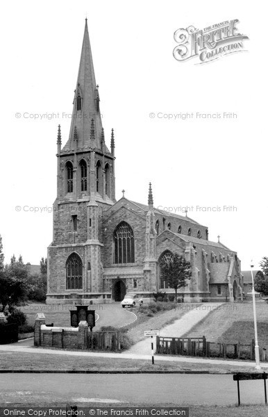 Photo of Kingsbury, St Andrew's Church, Church Lane c.1965