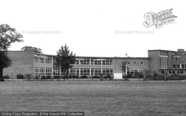 Photo of Kingsbury, Tylers Croft School c.1960