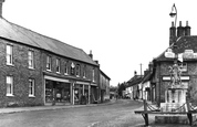 Market Square c.1955, Kingsclere