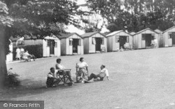 Holiday Camp, Holiday Makers c.1955, Kingsdown