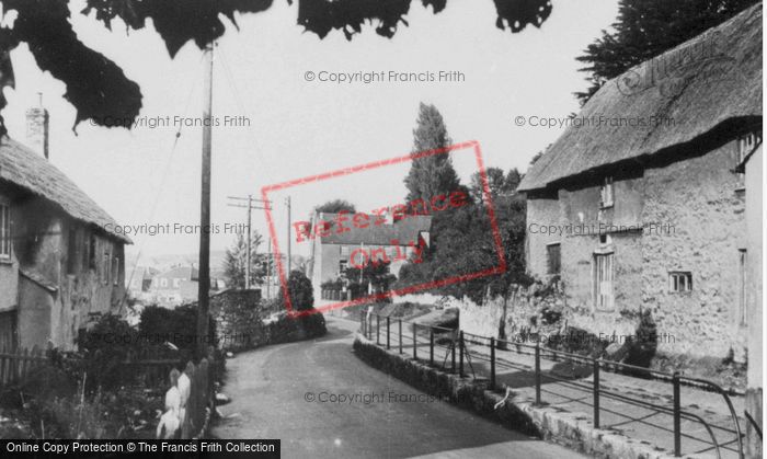 Photo of Kingsteignton, Crossley Moor Road c.1955